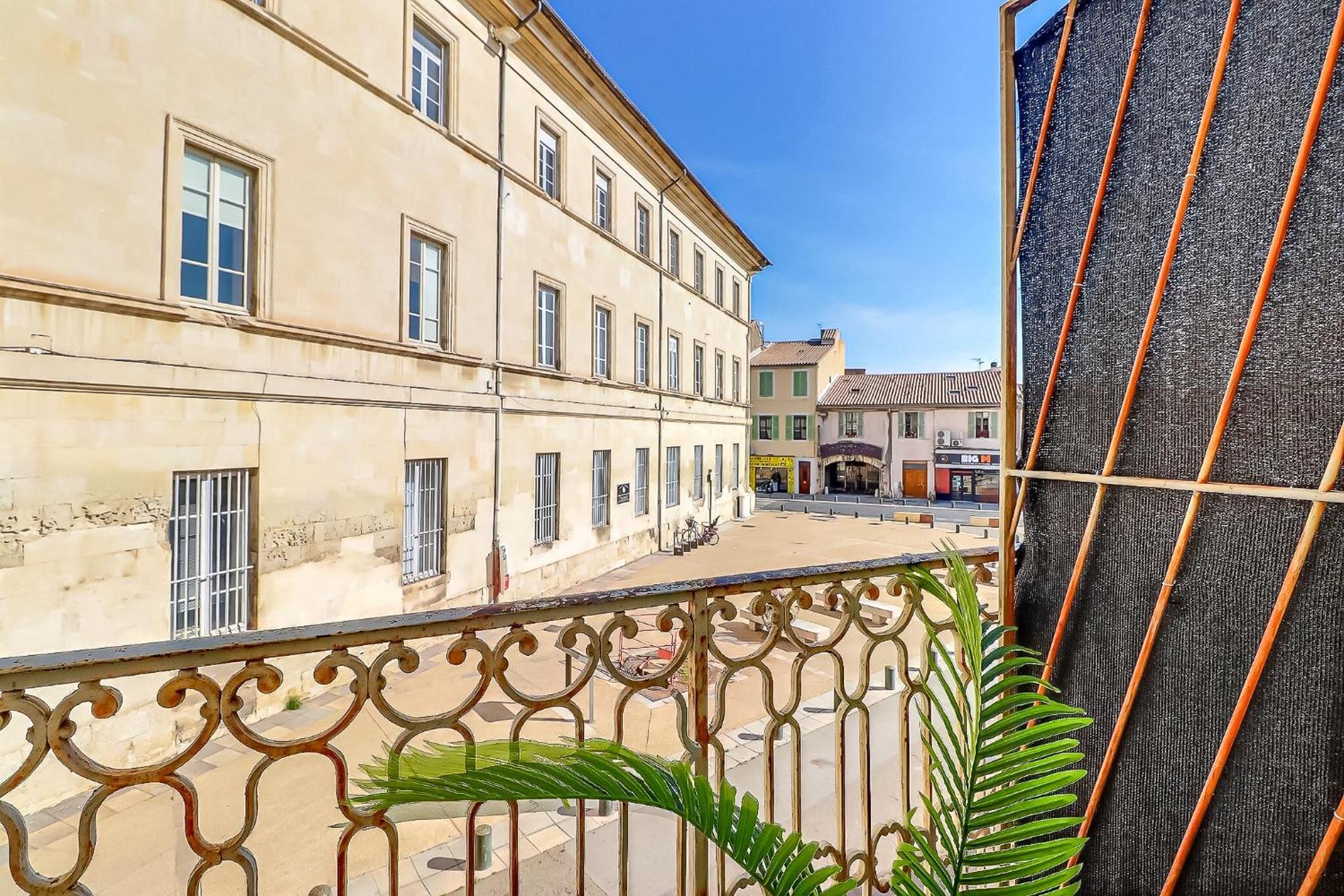 شقة Blue De Nimes - Central - Balcon المظهر الخارجي الصورة